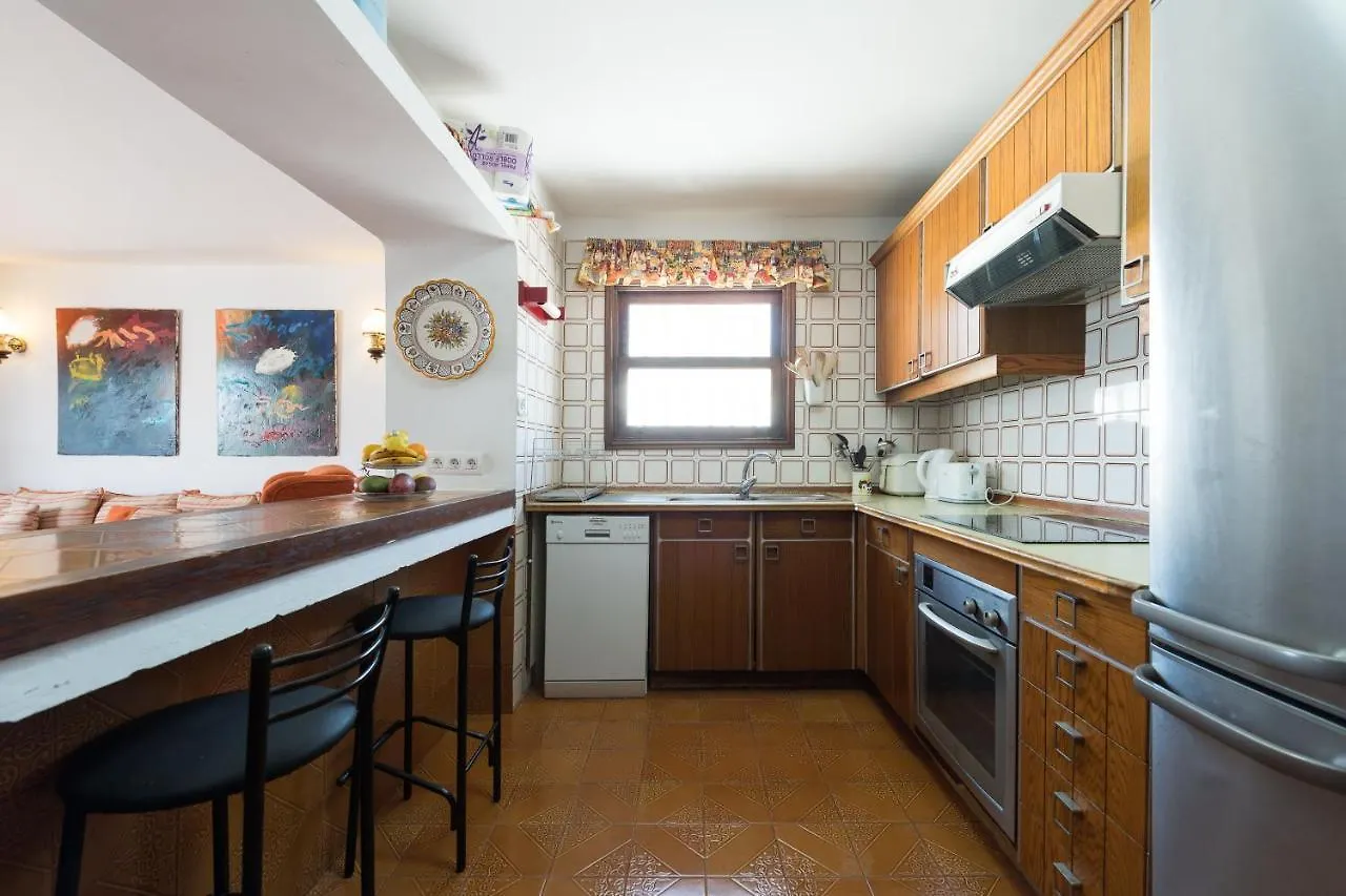 2Br Beach House - Solarium & Shower Terrace - 13 Puerto del Carmen  Villa