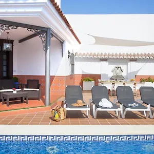 https://villa-rosemary.1costadelsol.com